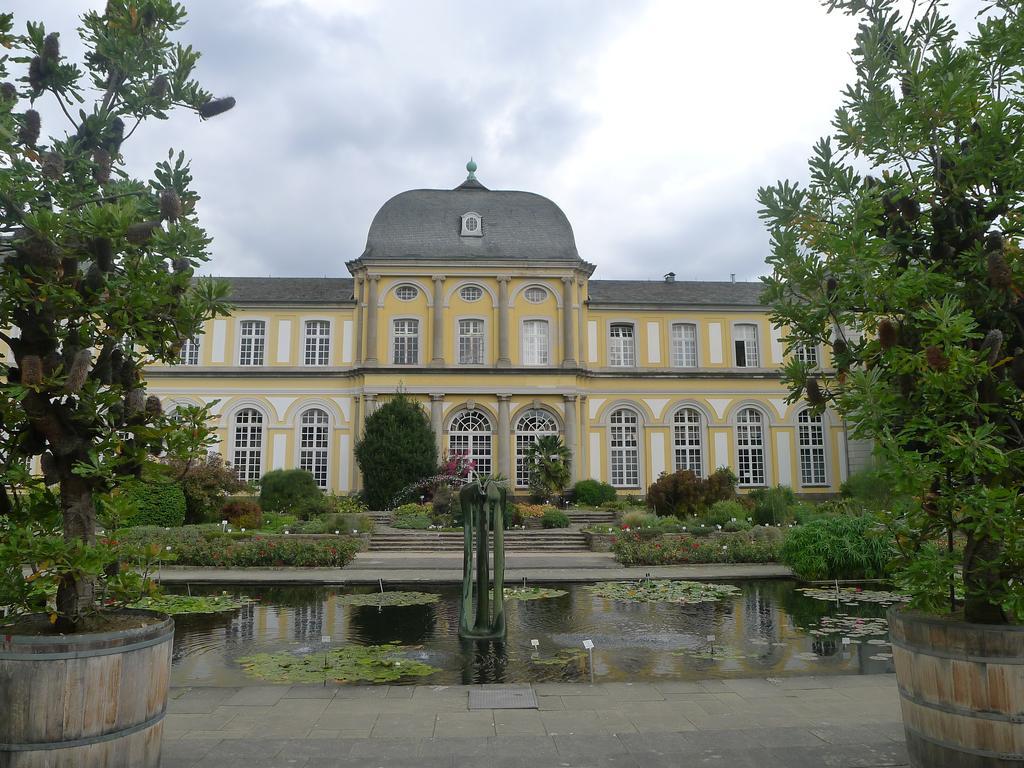 Hotel Mercedes City Bonn Esterno foto